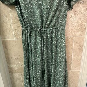 NWOT size small maxi dress sage color